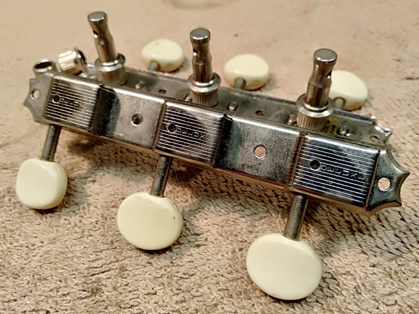 Kluson strip tuners. 2nd hand