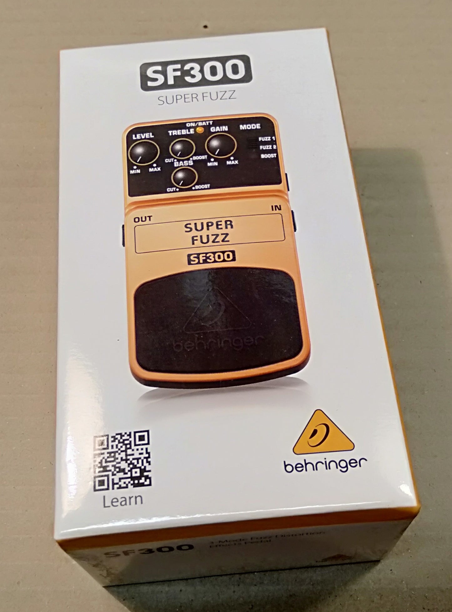 Behringer SF300. NOS