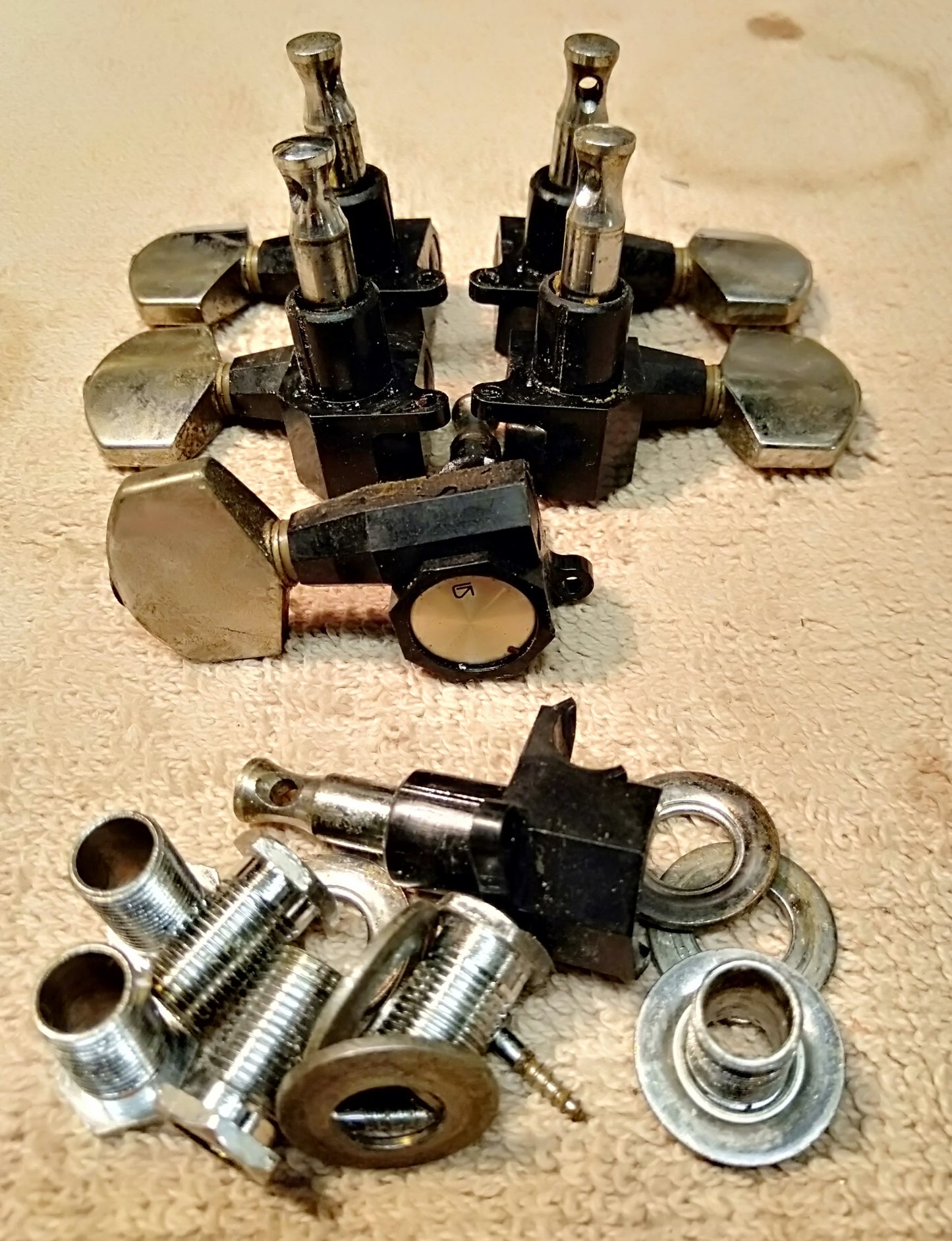 Gotoh tuners. 2nd hand