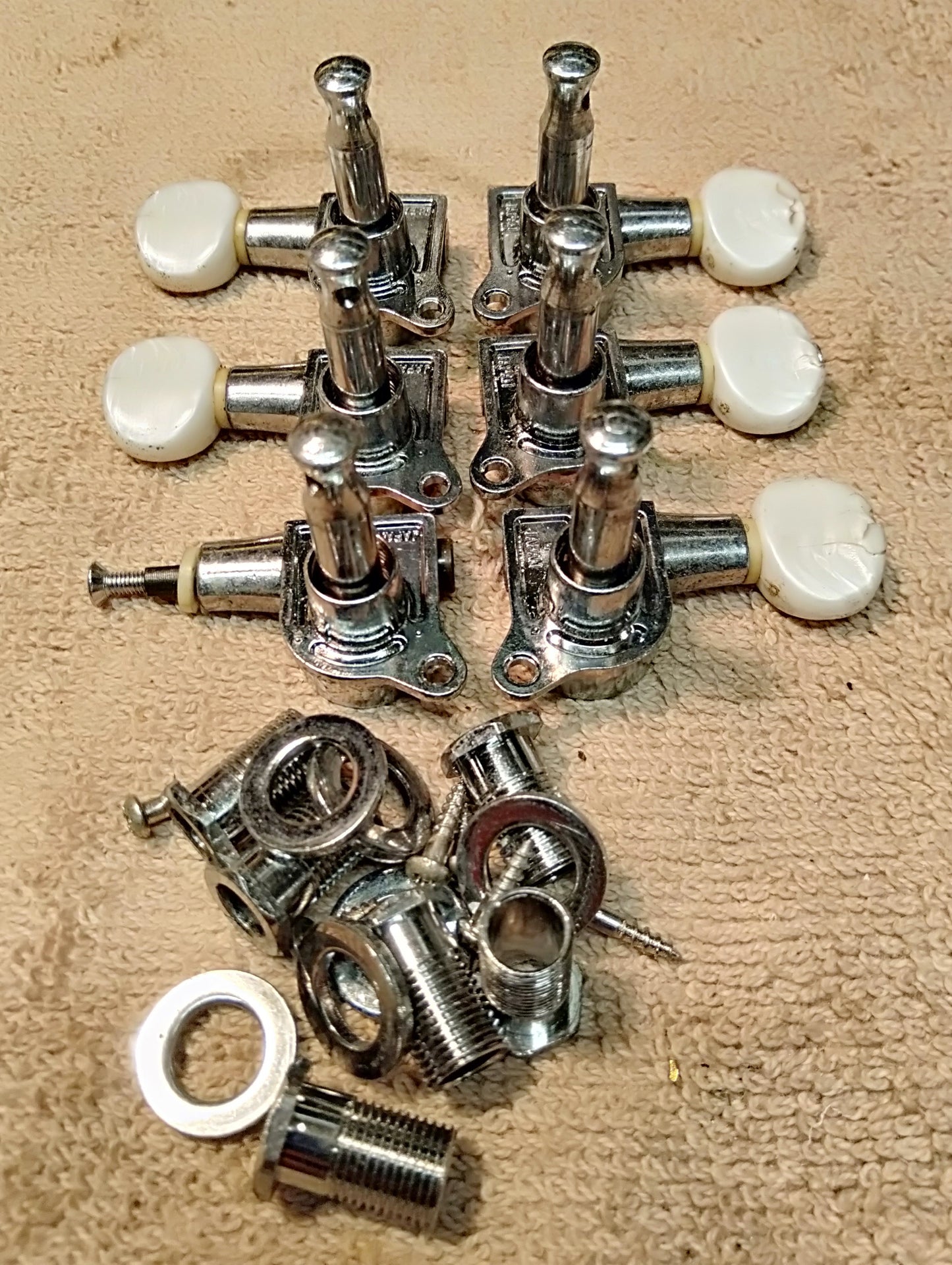 Gotoh tuners. 2nd hand
