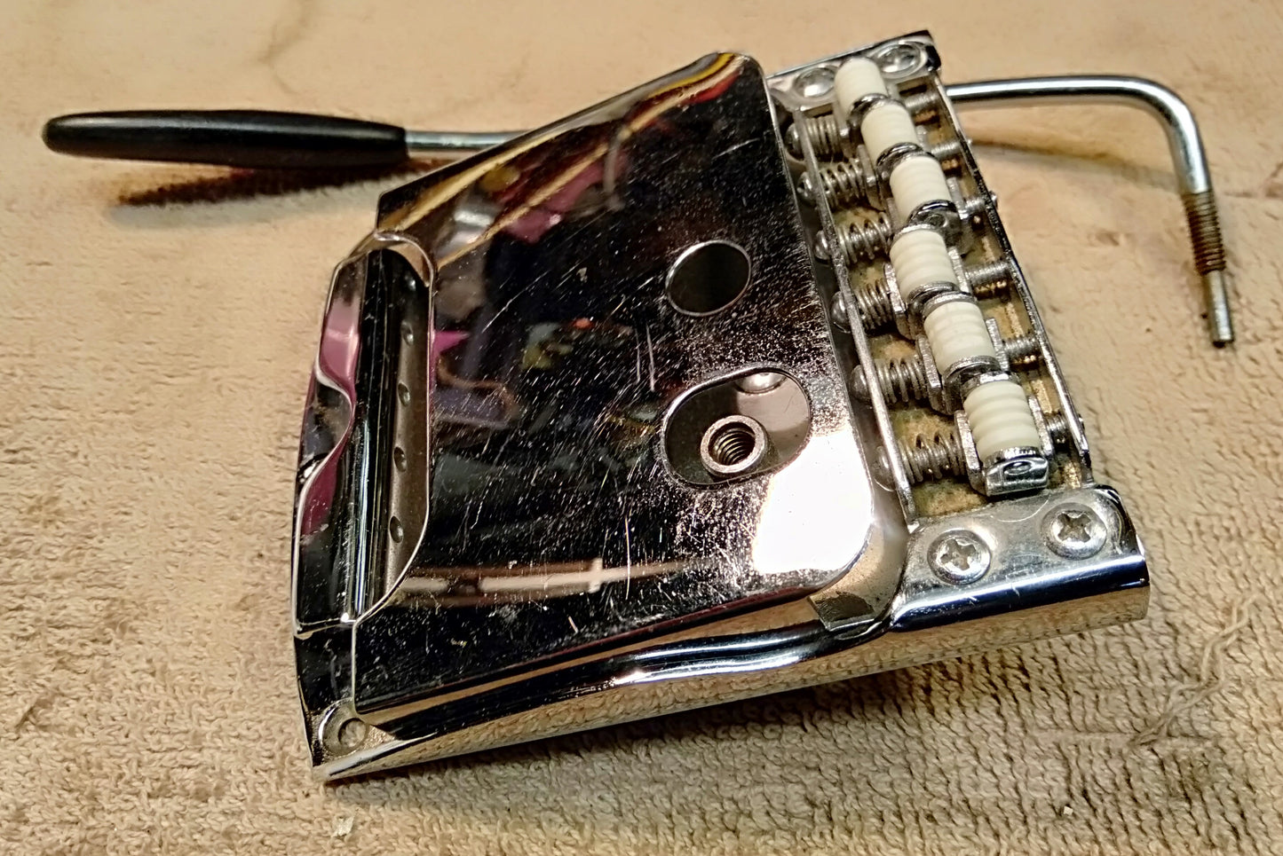 Aria/Matsumoku vibrato and bridge unit. NOS