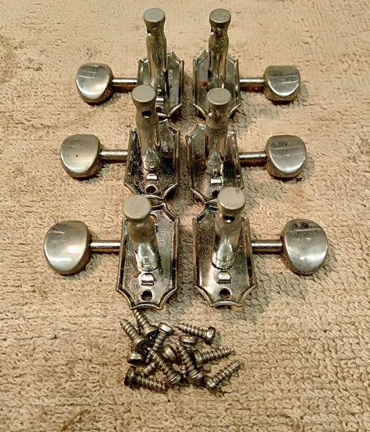 Ric Deluxe tuners. 2nd hand