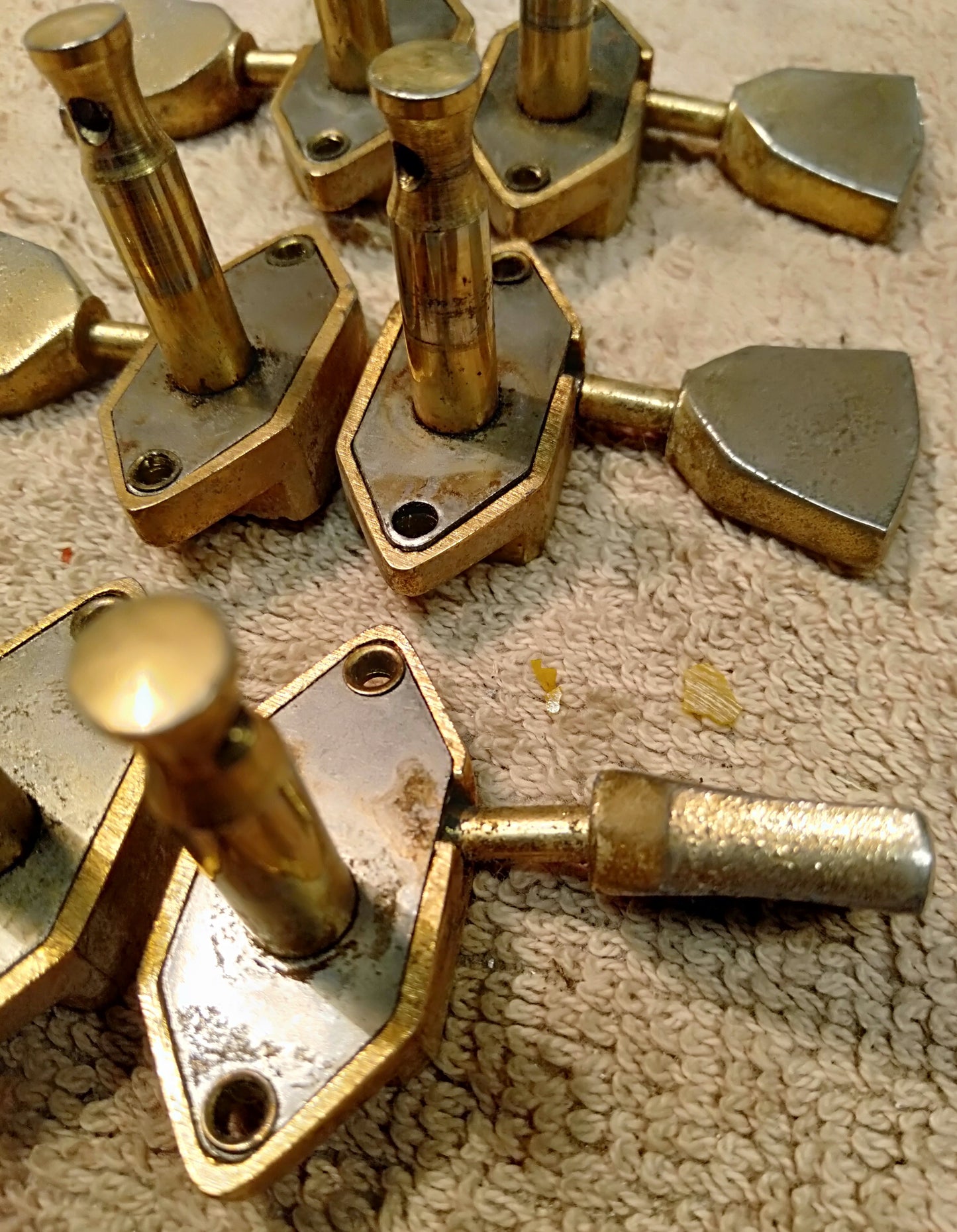 Gibson tuners. 2nd hand