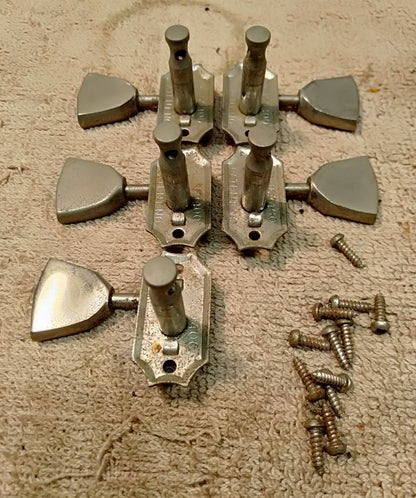 Gibson Deluxe tuners. 2nd hand