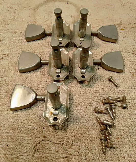 Gibson Deluxe tuners. 2nd hand