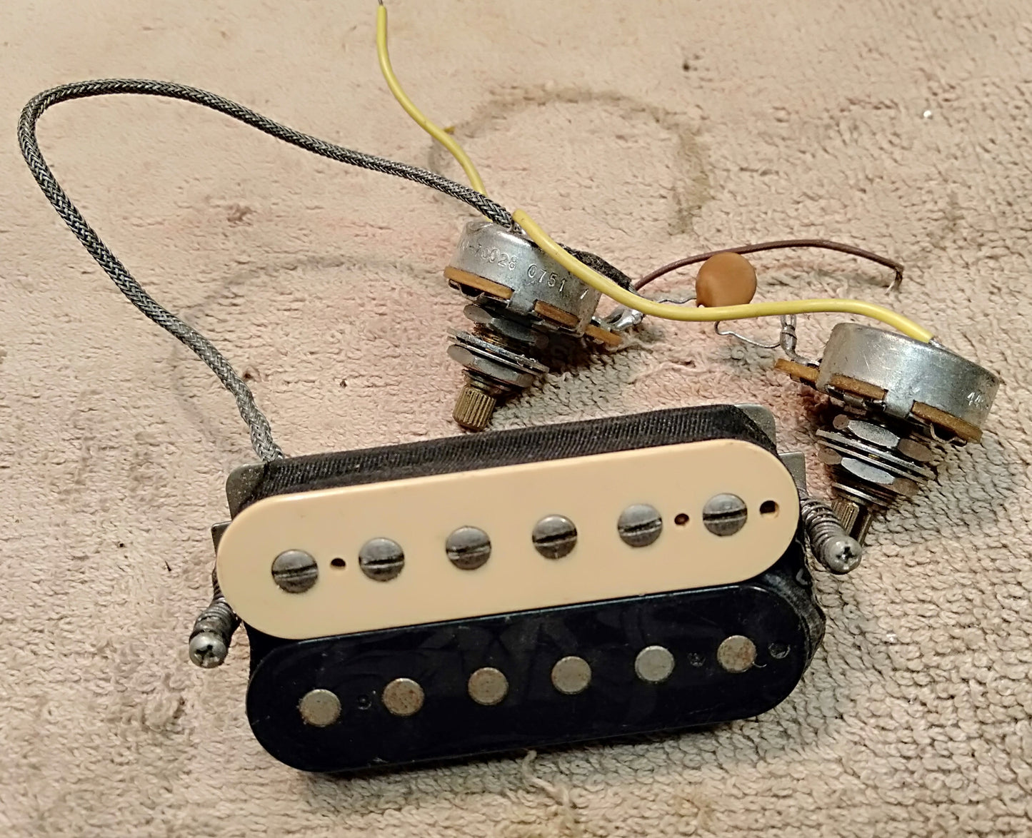 Gibson pickup and wiring. 2nd hand
