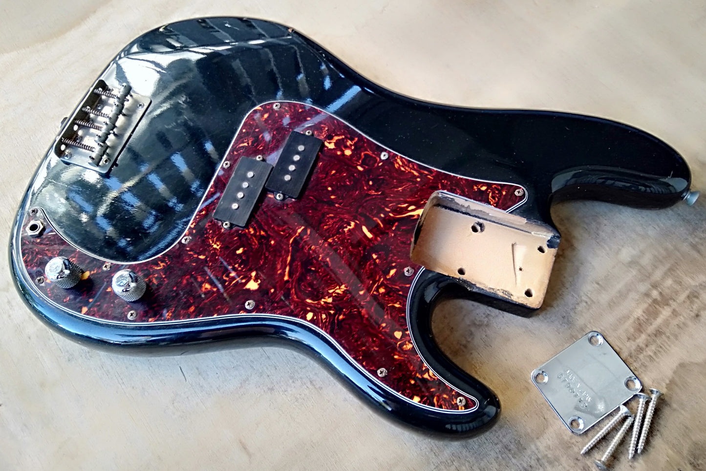 Greco P bass body. 2nd hand