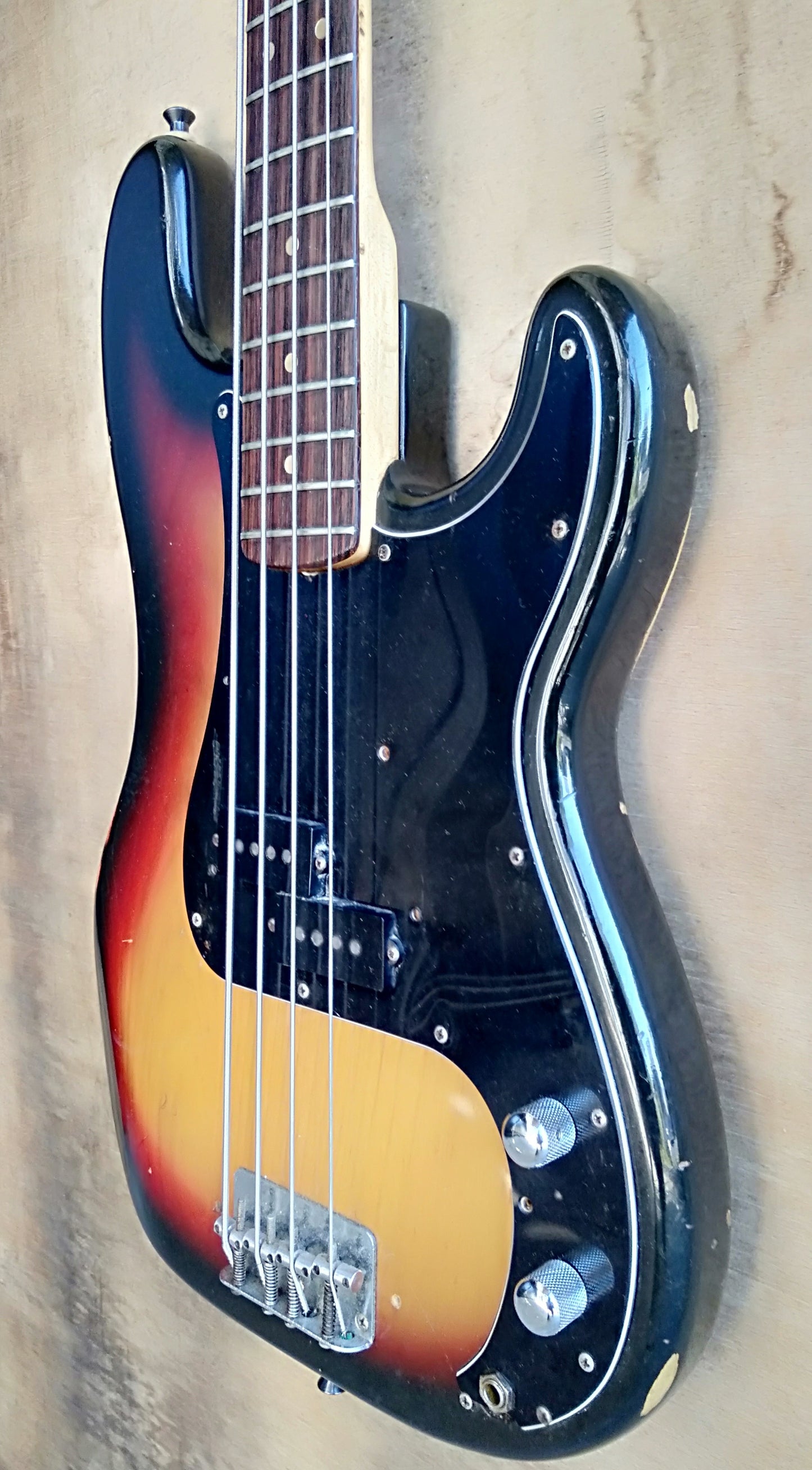Fender P bass. 1974