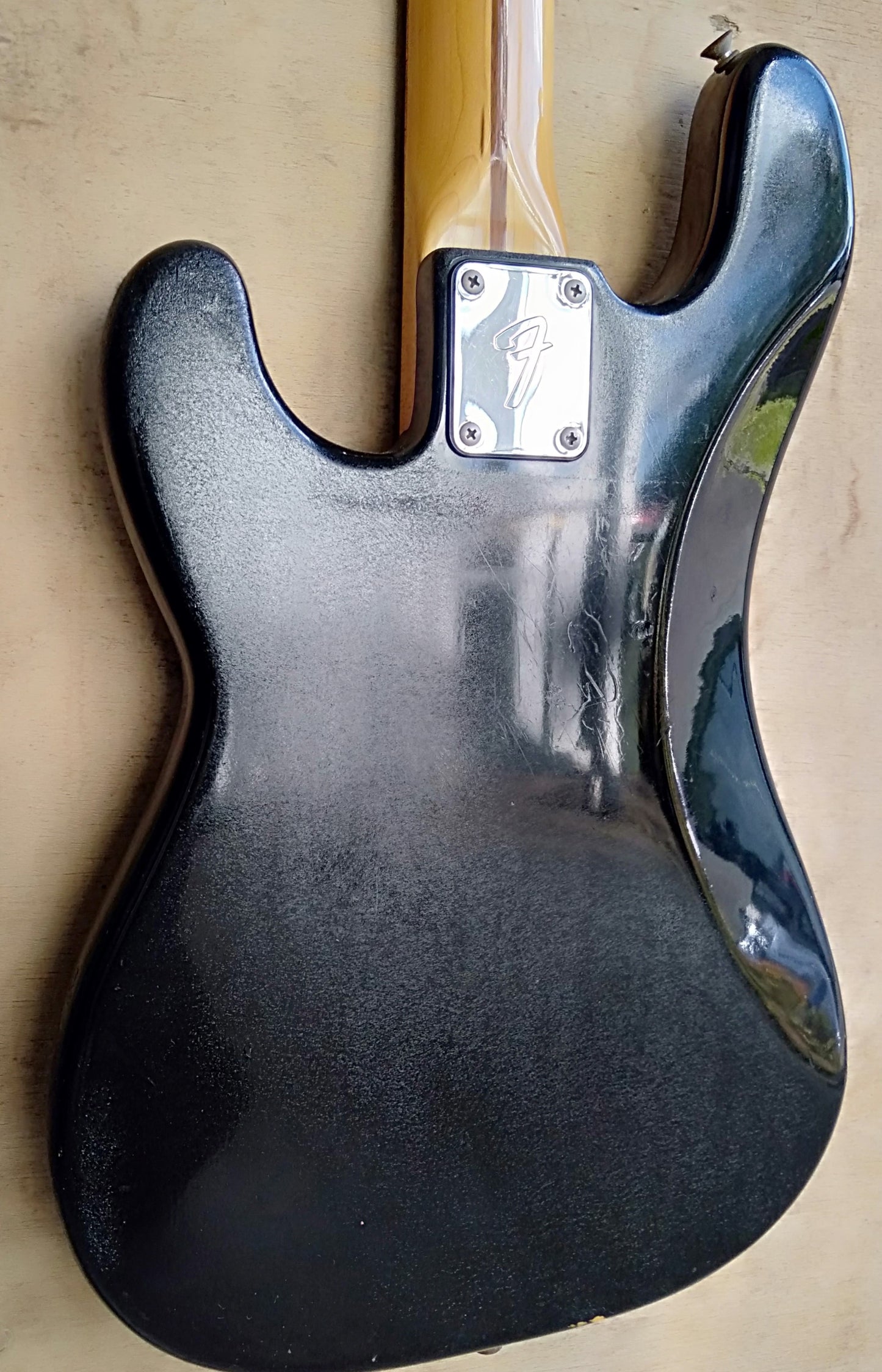 Fender P bass. 1979
