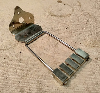 Trapeze tailpiece. 2nd hand