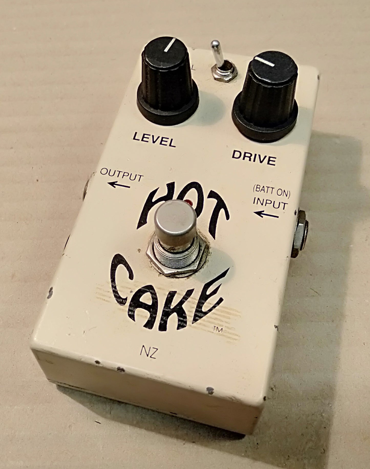 Hot Cake. 2ND HAND