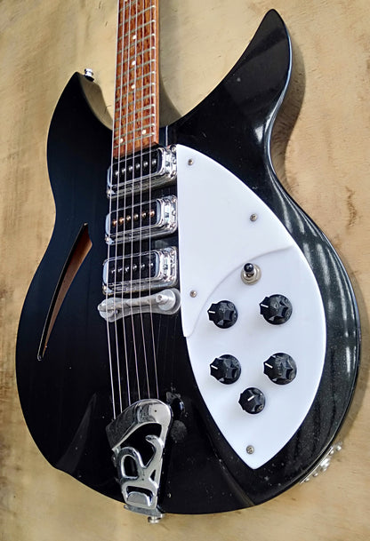 Rickenbacker 340. 1990