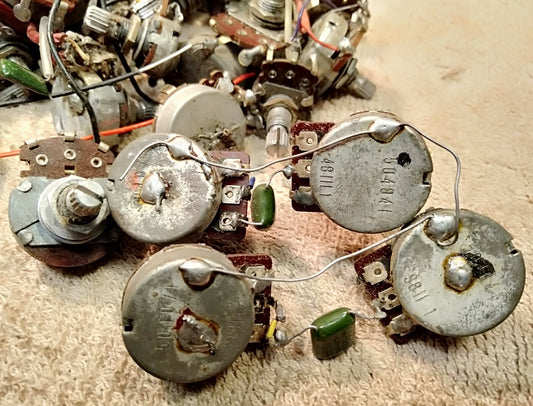 Vintage Japanese pots. 2nd hand