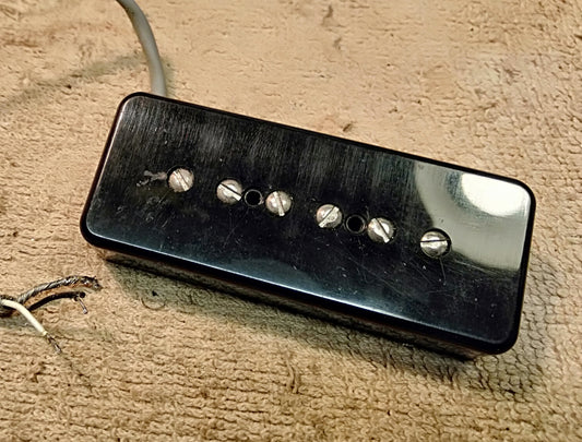 DiMarzio P-90. 2nd hand