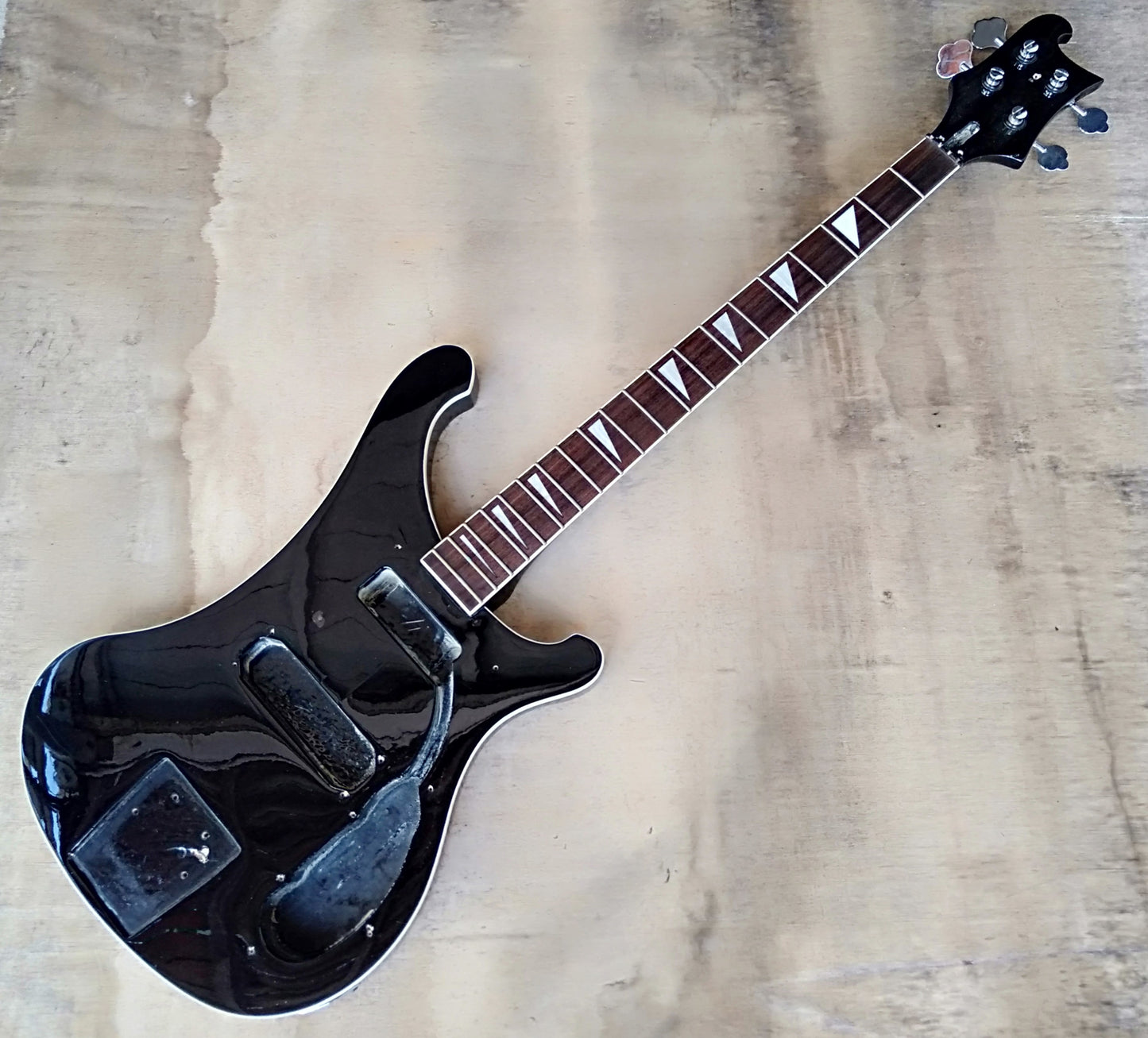 R1C bass body and neck. 2nd hand