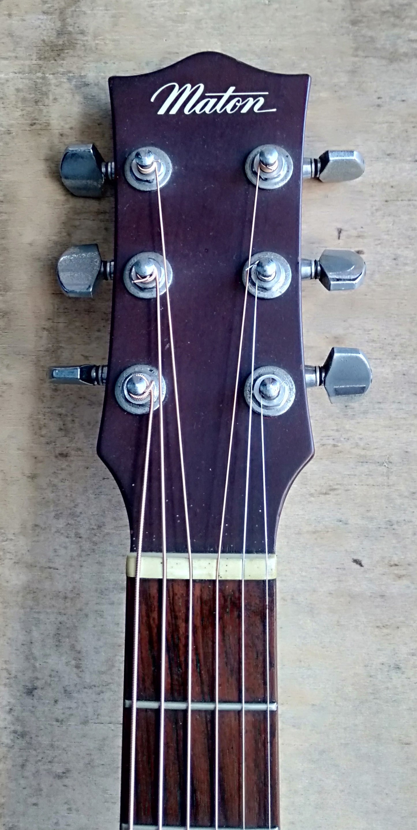 Maton M320. 1988