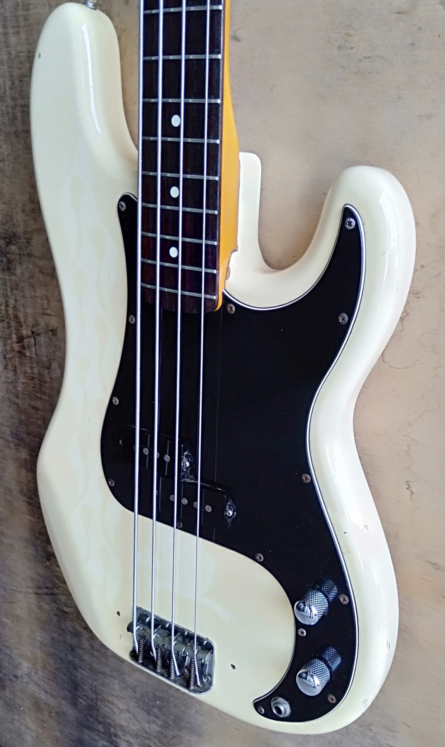 Fender P bass. 1993