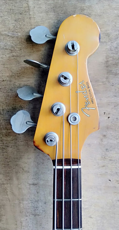 Fender P bass. 1993
