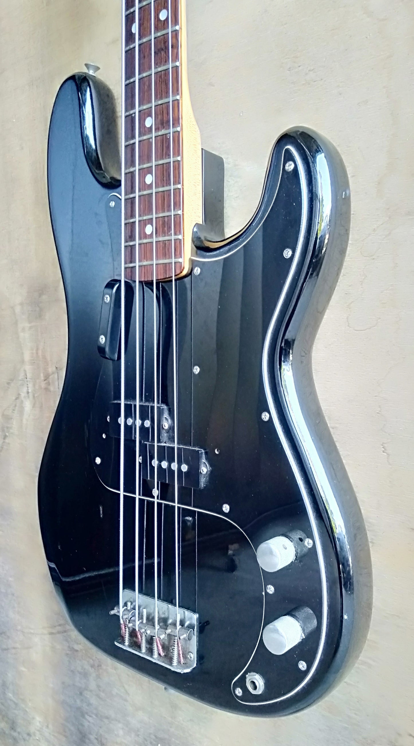 Tokai Hard Puncher. 1981