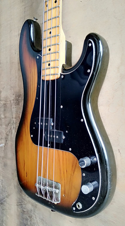 Fender P bass. 1979